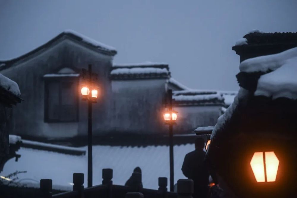 今日冬至，風(fēng)雪連晝夜，最珍是家常