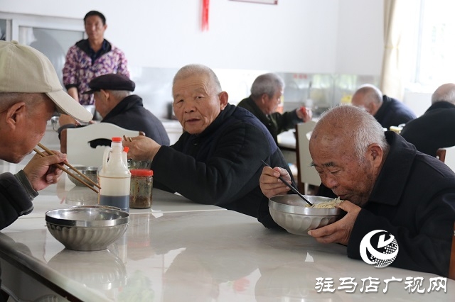 見(jiàn)證小康時(shí)代，讓殘疾人士活出精彩人生