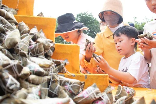 免費游玩、國風游園、文化大餐……端午節(jié)河南文旅消費強勁復(fù)蘇，各大景區(qū)鉚足了干勁兒