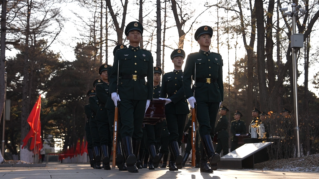 英雄回家——寫在第十批在韓中國人民志愿軍烈士遺骸歸國之際