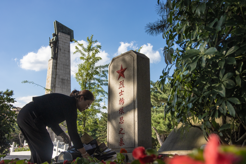 英雄回家——寫在第十批在韓中國人民志愿軍烈士遺骸歸國之際