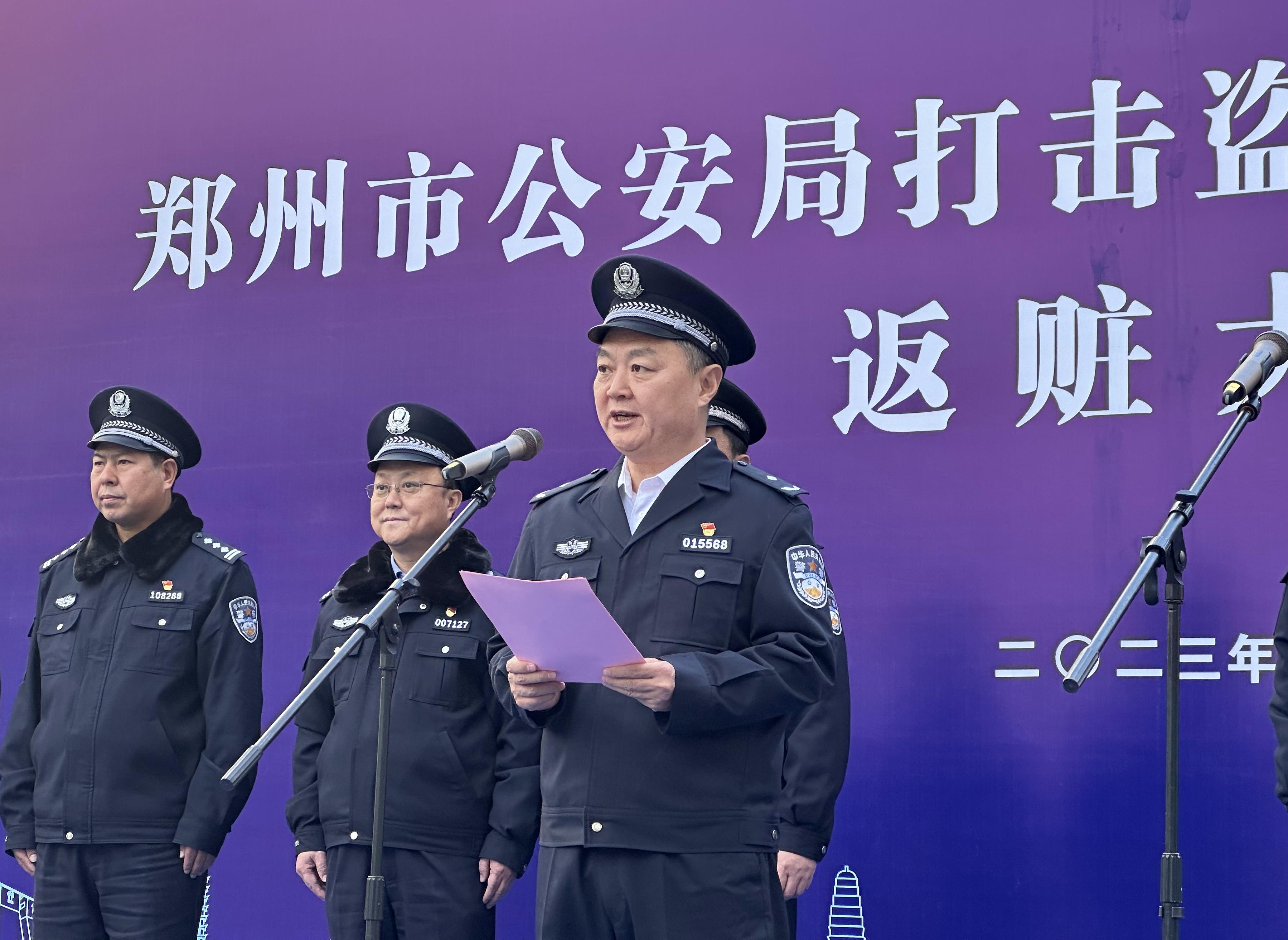 “法式”生活丨請(qǐng)開(kāi)啟防盜模式！民警教你防范小偷年底“沖業(yè)績(jī)”